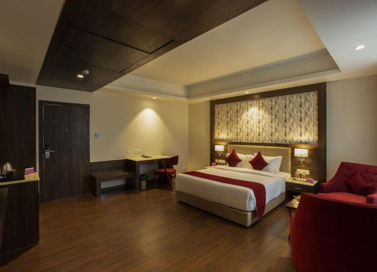 Sarovar Portico, Somnāth Buitenkant foto