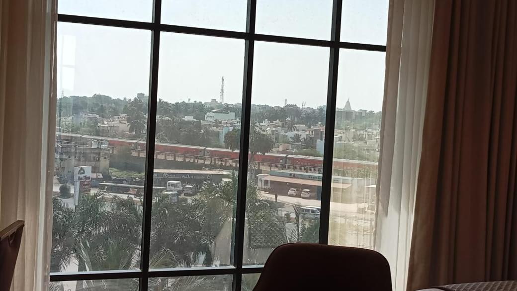 Sarovar Portico, Somnāth Buitenkant foto